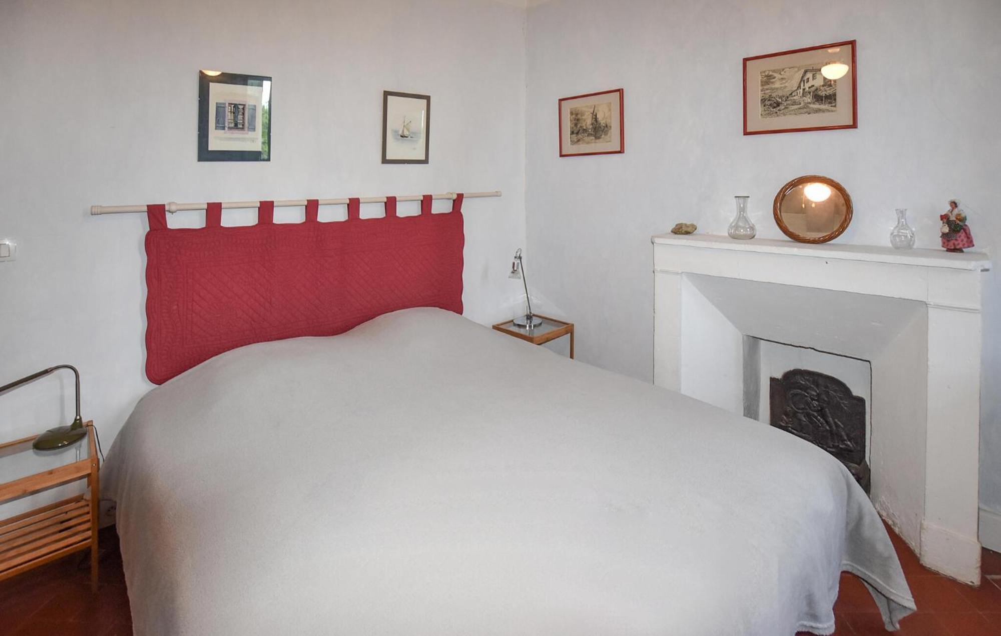 2 Bedroom Gorgeous Home In Villes-Sur-Auzon Екстер'єр фото